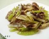 牛肉とシャキシャキセロリの炒めもの作り方5写真