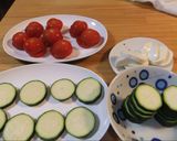 トマトとズッキーニの重ねグラタン作り方1写真