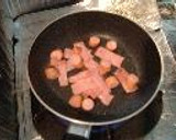 ベーコンとソーセージジャガイモの蒸し煮作り方1写真