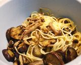 夏はサッパリと！ナスとしめじの冷製パスタ作り方8写真