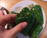 トマトたっぷり＊豚と丸々ピーマンのグリル作り方1写真