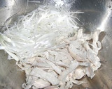 超簡単！蒸し鶏と長ネギのピリ辛あえ♪作り方1写真