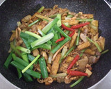 台湾客家料理★するめイカ豚の甘辛炒め作り方10写真