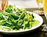 試してみて。グリーンだけのごちそうサラダ作り方4写真