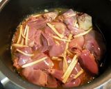 鶏レバーの生姜たっぷりオイスターソース煮作り方2写真