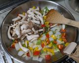 鶏もも肉と青紫蘇の鮑オイスター炒め作り方6写真