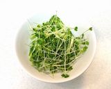 貝割れ大根とホタテのサラダ作り方1写真