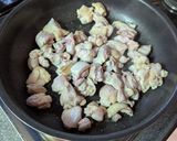 親子おかず♡鶏もも肉とニラのふわふわ卵炒め作り方7写真