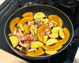 かぼちゃとさつまいもときのこのホットサラダ作り方8写真