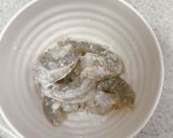 ぷりしゃき♪エビとレタスの塩麹炒め作り方4写真