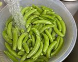 スナップエンドウのフライパンの蒸し茹で作り方1写真