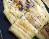 おつまみ♬鰻のガーリック塩コショウ焼き❤作り方2写真