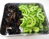 ゴーヤ、きくらげ、ふんわり玉子の炒め物☆作り方1写真