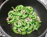 ゴーヤ、きくらげ、ふんわり玉子の炒め物☆作り方4写真