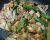夏野菜と豚肉の炒め物♪作り方7写真