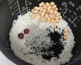 水煮大豆とひじきの炊き込みご飯作り方1写真