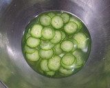♪弁当女子♪　レタスときゅうりの梅和え作り方1写真