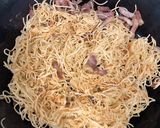 【居酒屋メニュー】豚ニラ上海焼きそば作り方3写真