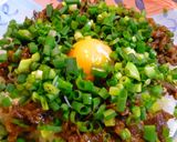 甘辛味付け! 青ネギ牛丼作り方6写真
