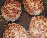 蒸し焼きハンバーグ☆トマトとチーズのせ作り方9写真