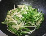 台湾創作料理★黒胡椒風味チンジャオロース作り方7写真