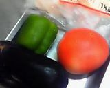 夏野菜！ナスとトマトのチーズ炒め！作り方1写真