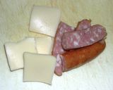 ズッキーニとソーセージの餃子の皮包み焼き作り方2写真