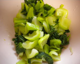 青梗菜とﾊﾟﾌﾟﾘｶのしらす和え作り方1写真