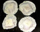 ズッキーニとソーセージの餃子の皮包み焼き作り方5写真