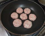 お弁当に！冷めても美味マヨハンバーグ♪作り方3写真