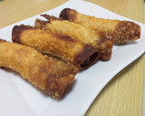 お弁当にも！ウインナーの餃子の皮巻き揚げ作り方2写真