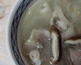 簡単★豚肉と椎茸と玉葱の中華風スープ作り方3写真