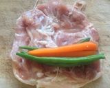 お•も•て•な•しに鶏肉のロール巻き。作り方2写真