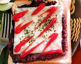 残ったハンバーグのタネを朝食パンに♪作り方4写真