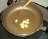 タコとジャガイモのにんにく炒め作り方3写真