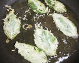サクッとホロ苦モロヘイヤチップス作り方1写真