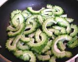 ゴーヤとタコのスイートチリソース炒め作り方2写真