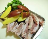 鶏手羽先とじゃがいもの蒸し煮炒め作り方2写真