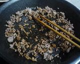 鰻タレ味のそぼろの入った　卵おむすび作り方3写真