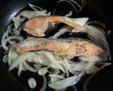 サーモンと玉ねぎのスパゲティ作り方3写真