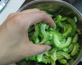 ルウで！ビールにカレーゴーヤチャンプル作り方3写真