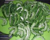 苦味をおさえたゴーヤチャンプル作り方1写真