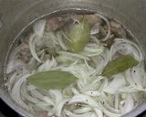 とろけたタマネギで濃厚・牛スジ煮込み丼作り方3写真