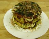 お好み焼きデコ三段重ね　豚肉　イカ　エビ作り方2写真