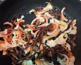 ホッキ貝のひもとキクラゲの豆板醤炒め作り方2写真