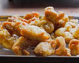 Panda EXP's fried chicken 