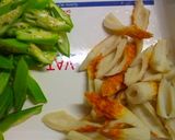 オクラと竹輪のバター炒め作り方3写真