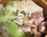 鶏肉とキャベツ、きのこの塩鍋作り方3写真