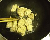 夏バテ防止に☆胡瓜と豆腐の梅おかか炒め作り方4写真