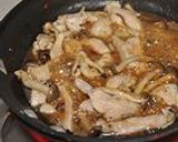 鶏むね肉と三つ葉のオイスター炒め作り方4写真